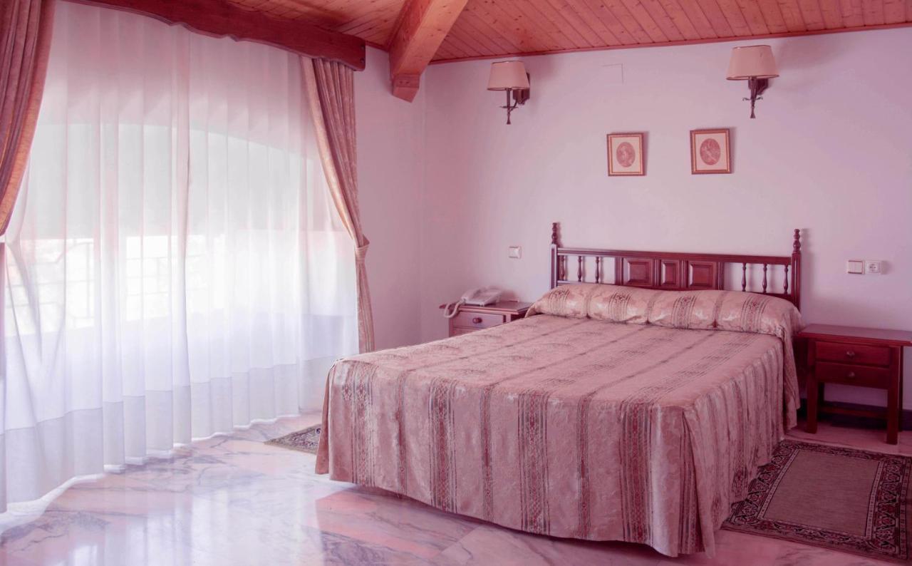 Victoria Hotel ตรูคีโย ภายนอก รูปภาพ