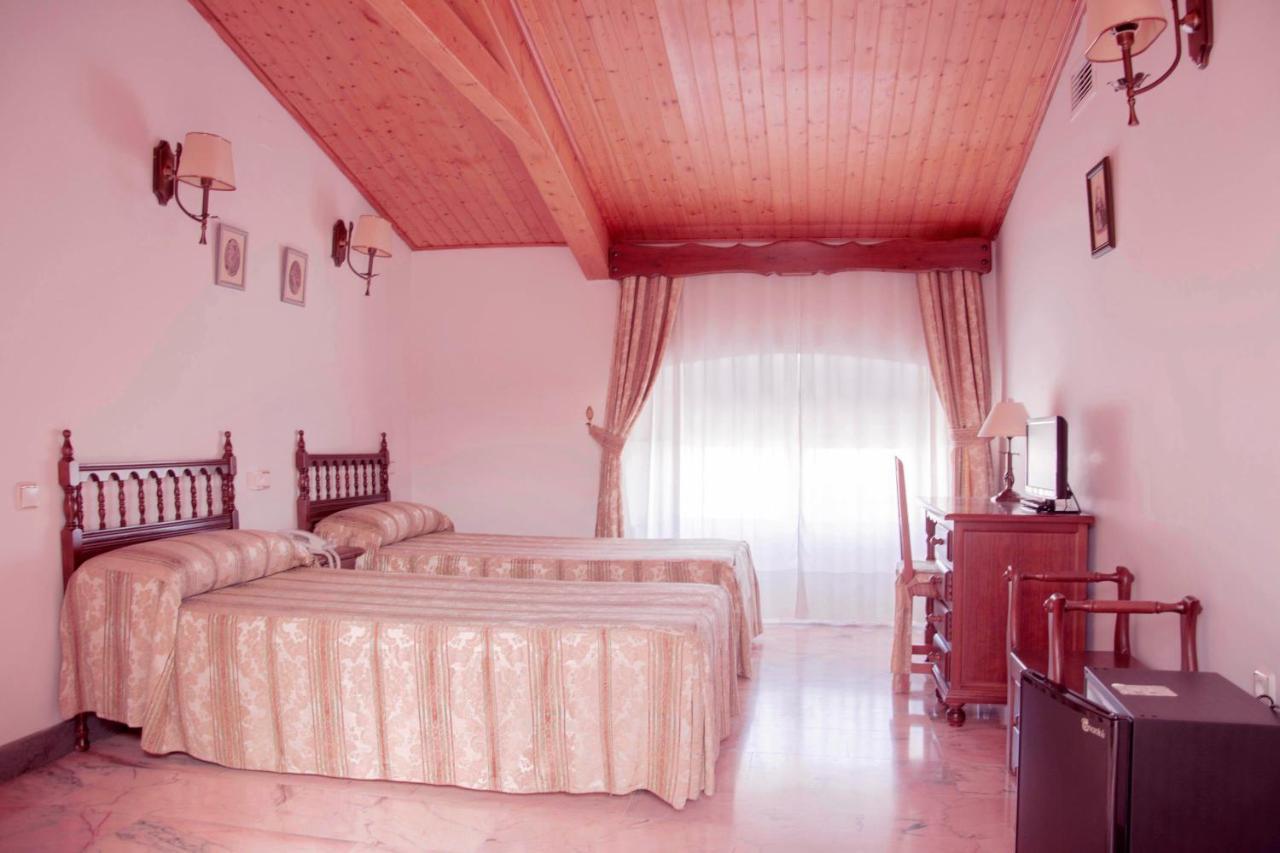 Victoria Hotel ตรูคีโย ภายนอก รูปภาพ