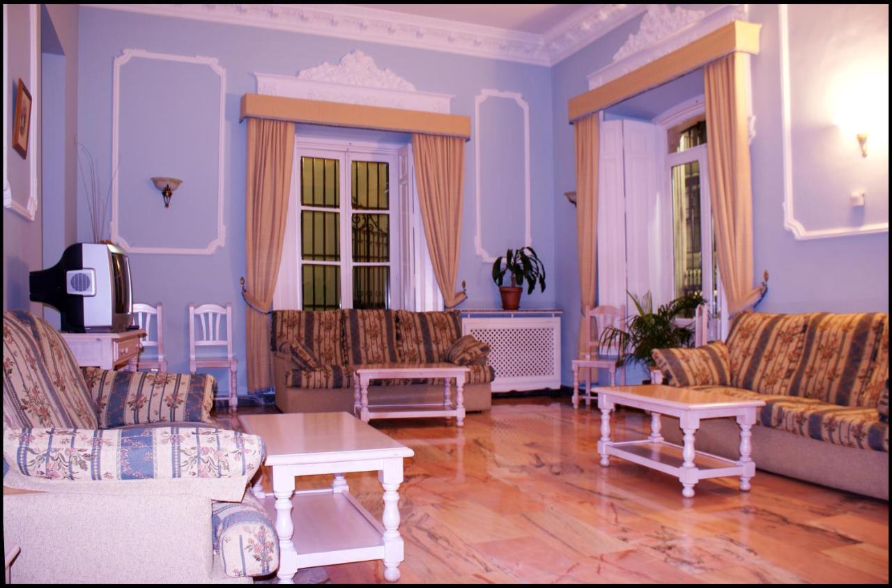 Victoria Hotel ตรูคีโย ภายนอก รูปภาพ
