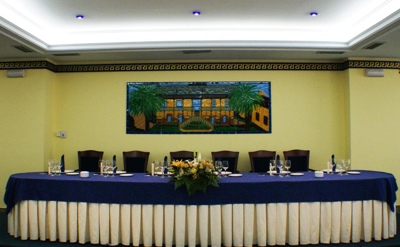 Victoria Hotel ตรูคีโย ภายนอก รูปภาพ
